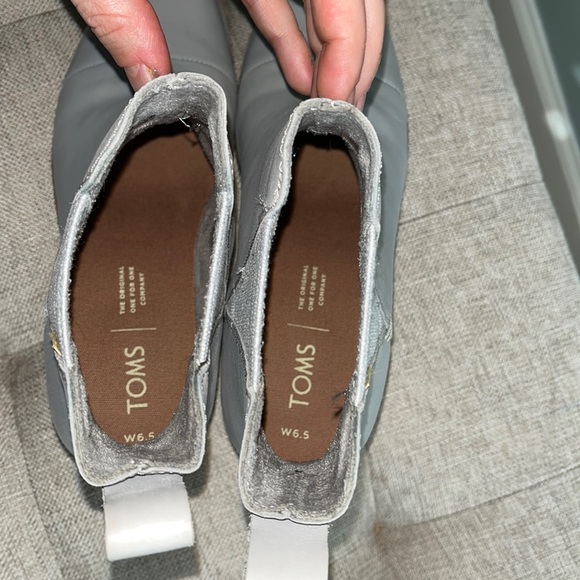 Toms Gray Boots 6.5 - Picture 7 of 7